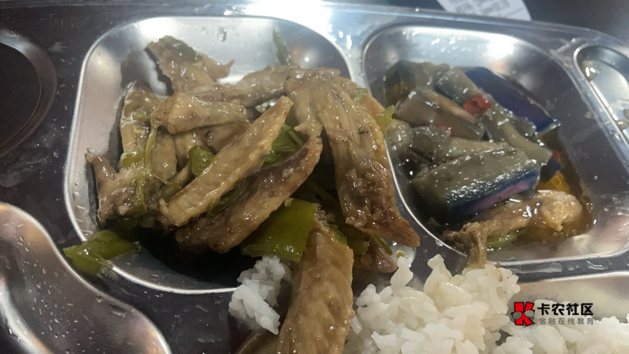 服了，想去做转网！结果名下移动两张欠费卡，又搭上10路费，绝望

15 / 作者:溜达发财 / 