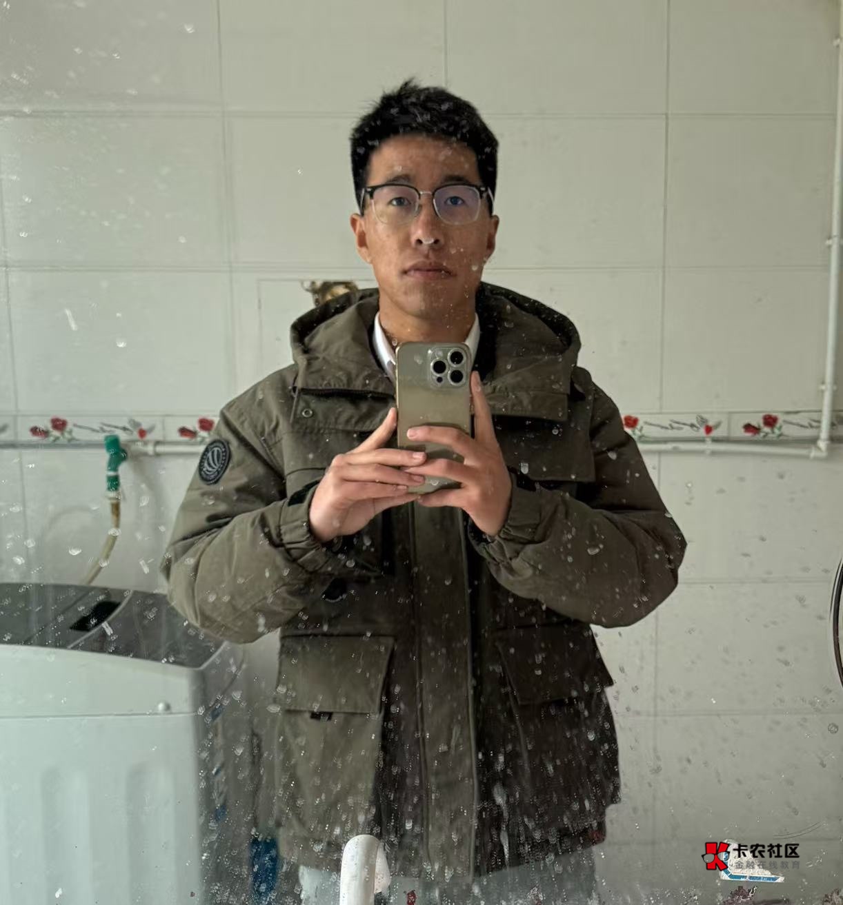 老哥们我家里人给我安排了相亲我这种穿搭打几分？

58 / 作者:卡农-119 / 