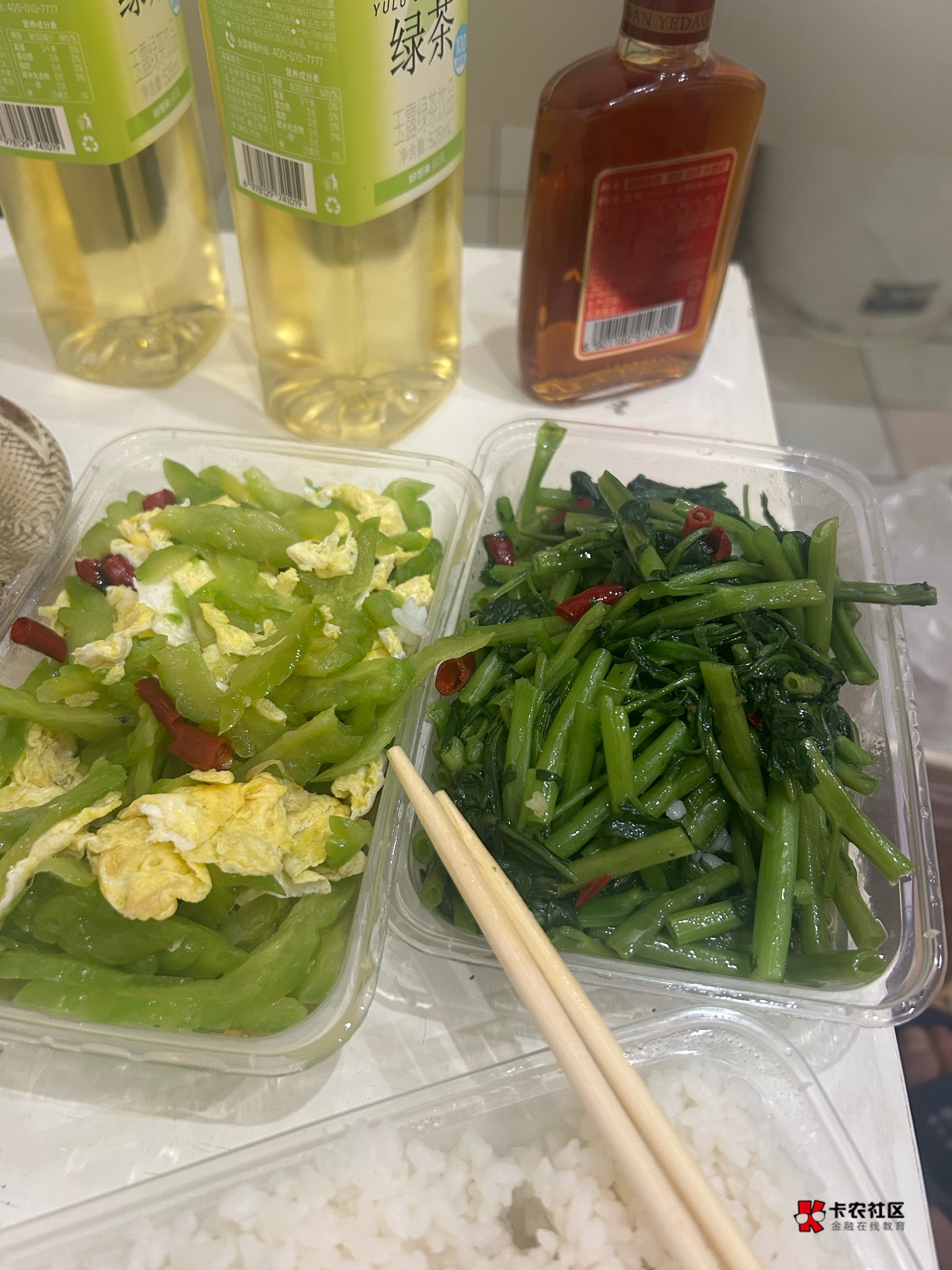 苦瓜也能吃上瘾，我也是服了，连吃一周了

90 / 作者:口味王 / 