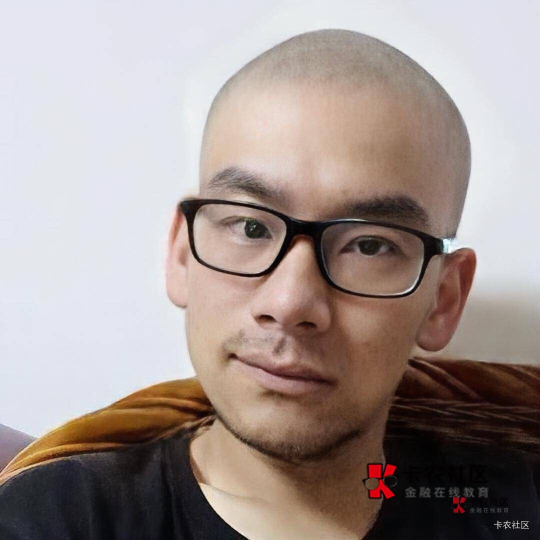 还有老哥记得这是谁吗

18 / 作者:无知空白 / 