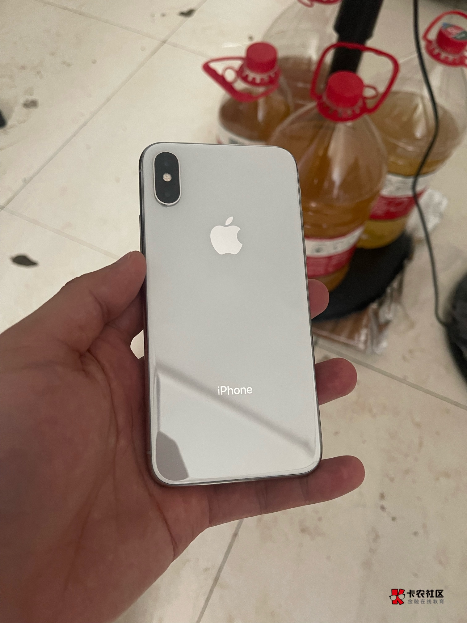 iphoneX真的一点都不卡，苹果永远的神。

80 / 作者:蓝色海洋mo / 