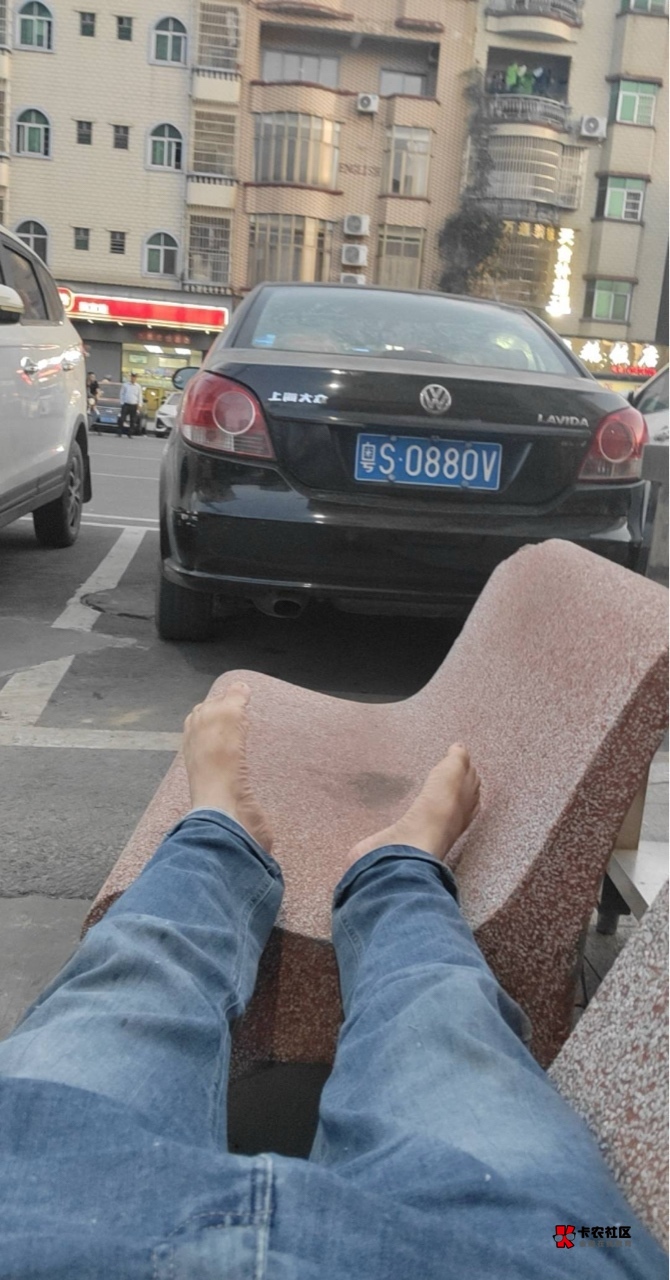 你们别弄了，我求你们了啊  这短短两个小时 江苏邮储被申请了几百万，这无形中就拉低46 / 作者:神手老马།༢ / 