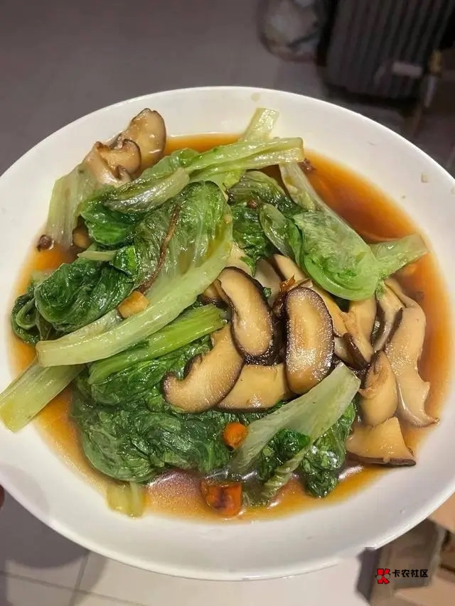 又要被老哥们嘲笑了，无毛可鲁，身无分文了，饿了一天，实在没招了，去捡了一百多个瓶81 / 作者:神手老马།༢ / 
