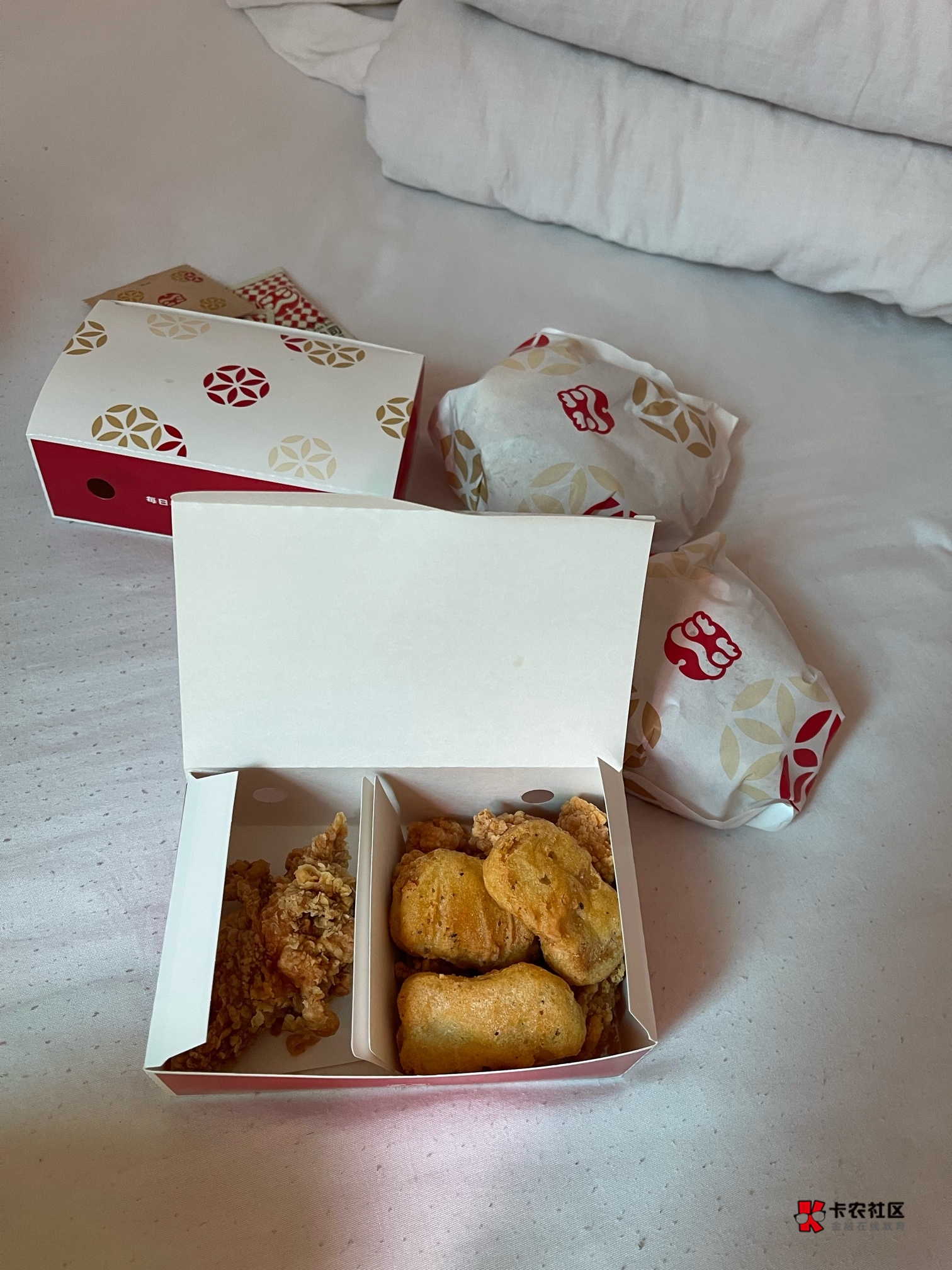 好好好，住了两个月酒店、宾馆、旅馆，现如今落魄到住35毛一天的挂壁房，抖音救了我一35 / 作者:包罗万象TM / 