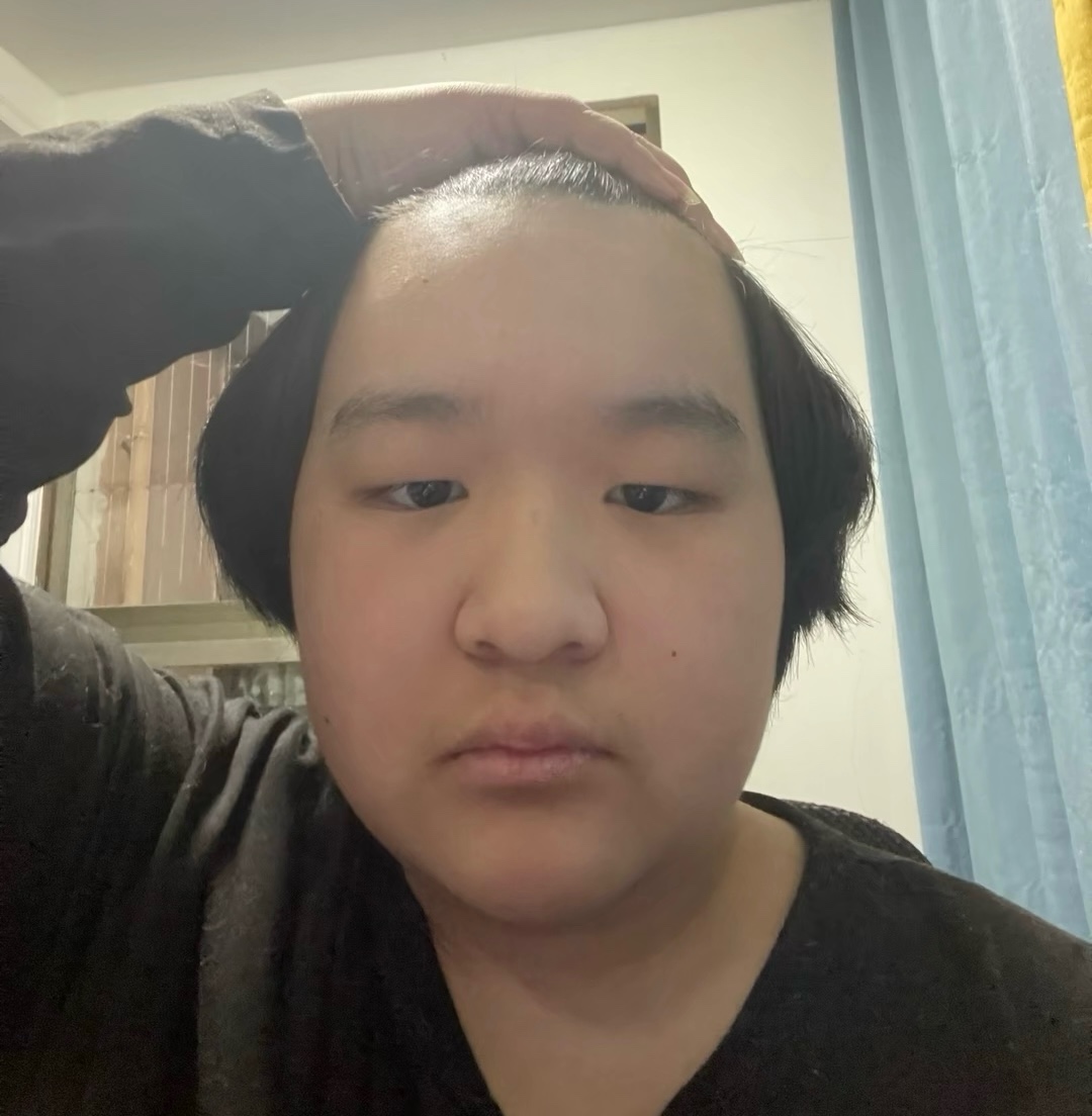 听说羊毛区都是挂瓜仔矮挫丑我不信，一人发张自拍照，巅峰前名五一人一份猪脚饭
95 / 作者:干得出这 / 