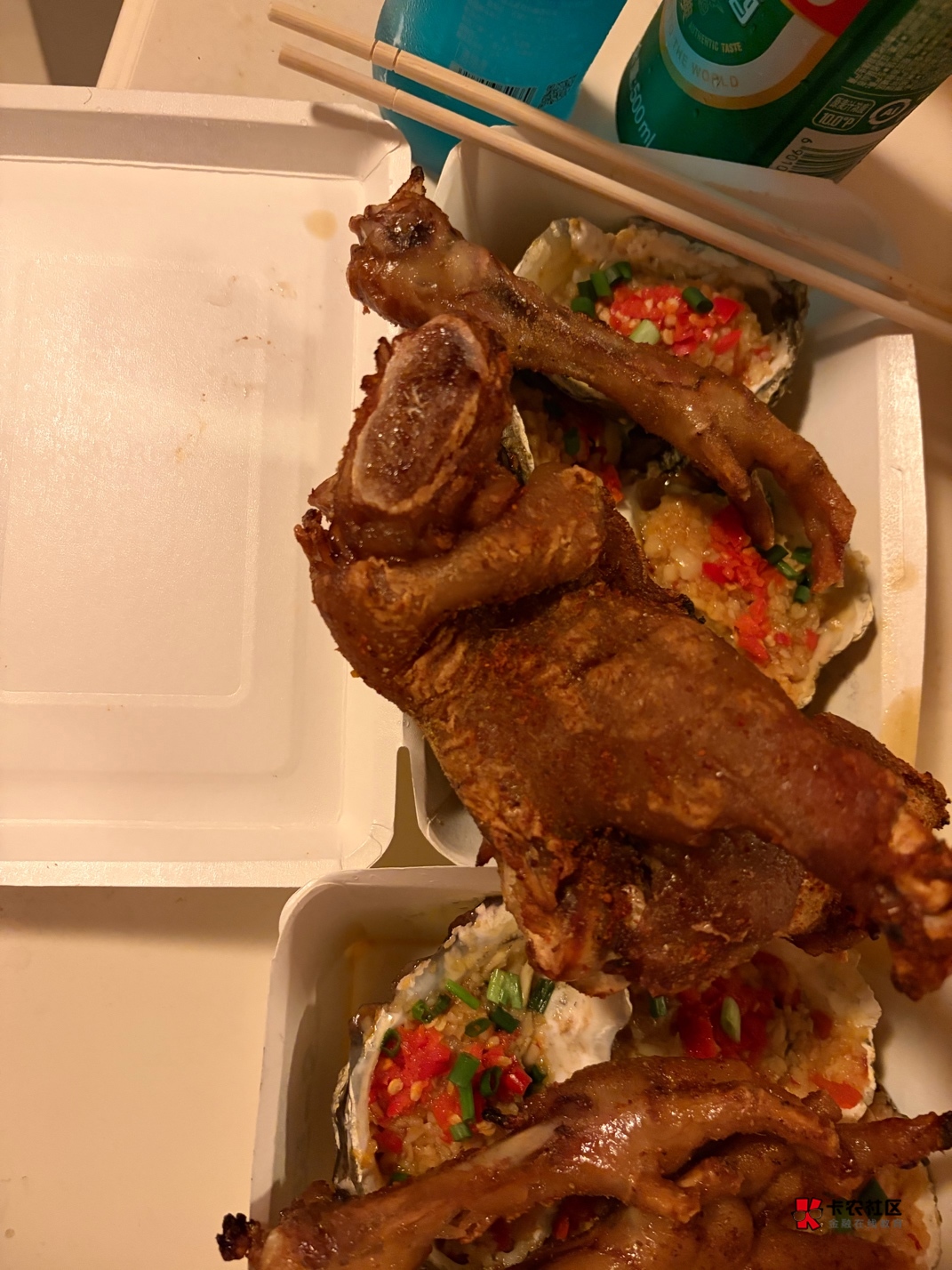 该吃夜宵了老哥们，吃完喝完就睡觉

23 / 作者:亦航亦 / 