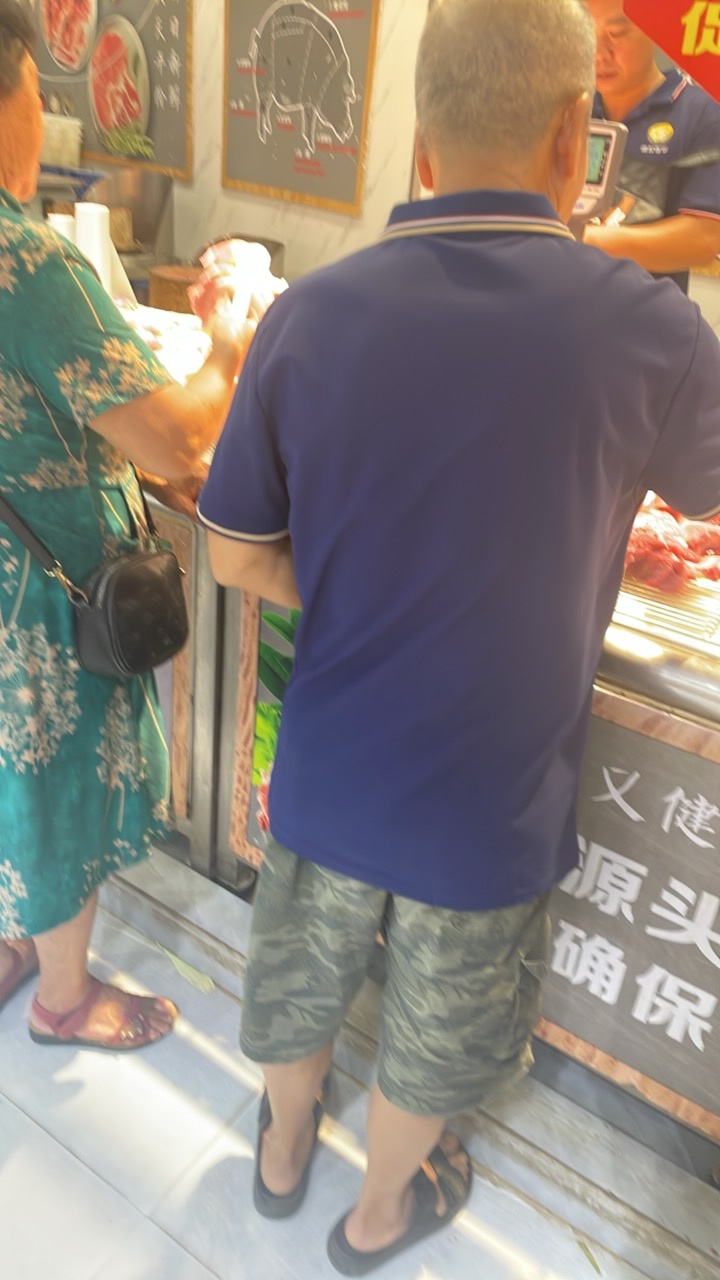 我10天前偷了脑梗父亲的3万5，至今不敢告诉他怎么办，我已经10天睡不着了压力快把我b53 / 作者:洛尘1 / 