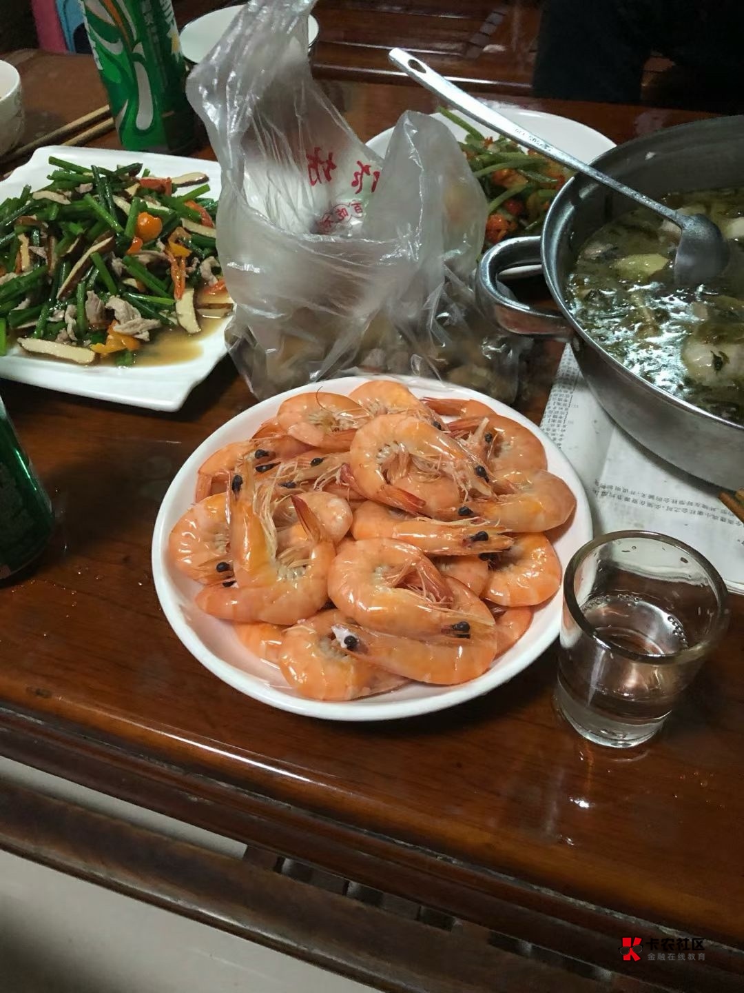 白的不喝，非得整点撑肚子的

92 / 作者:平安是福me / 