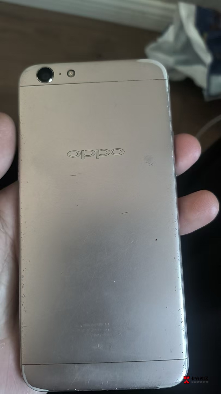 这三个能卖多少毛，回收前两个给我10最后一个给40



33 / 作者:哈基姆 / 