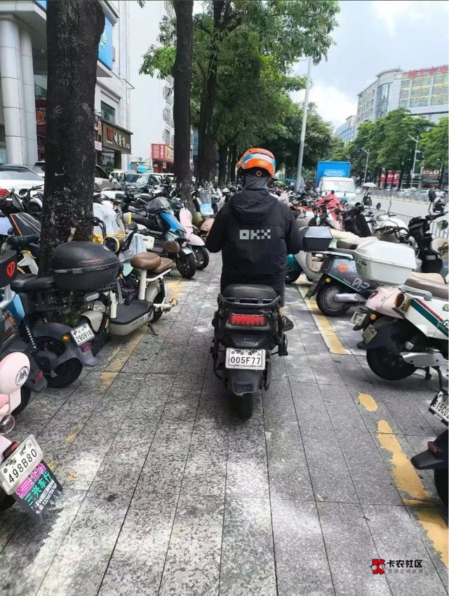 哪位天才交易员陨落了？是哪位老哥？

43 / 作者:广鸡周某人 / 